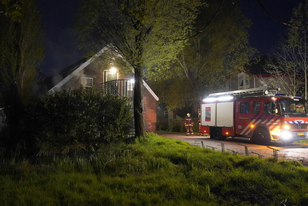 Straatafval vat vlam