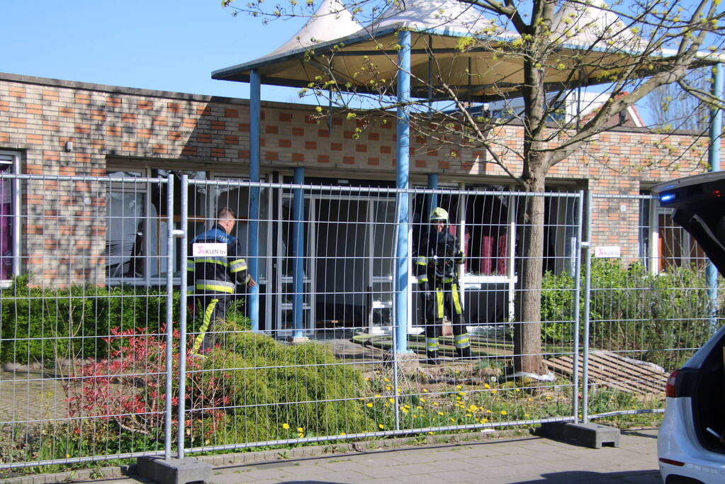 Brand in leegstaand pand