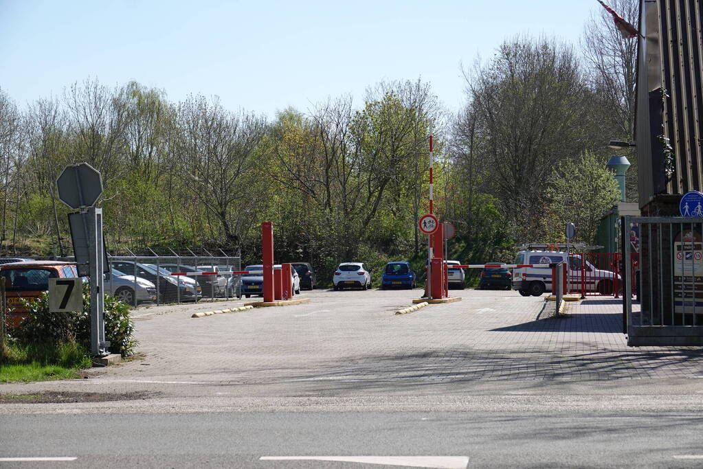 Bezoekers Attractiepark Slagharen zitten vast in attractie