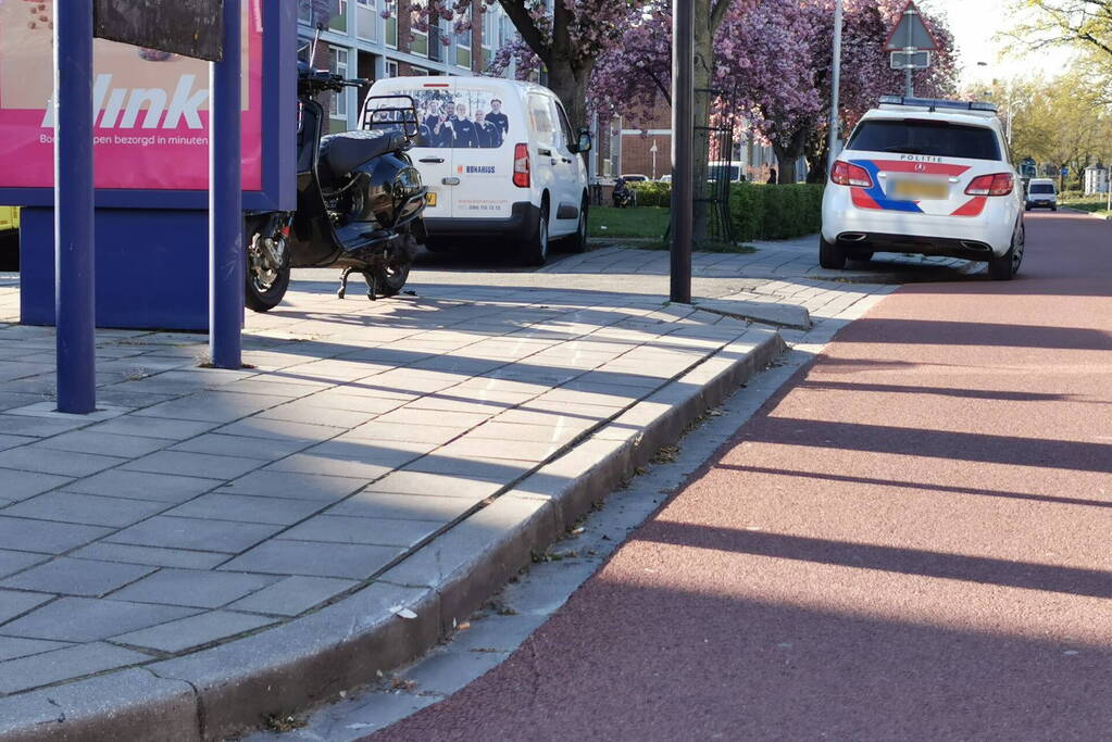 Scooterrijder aangereden door auto