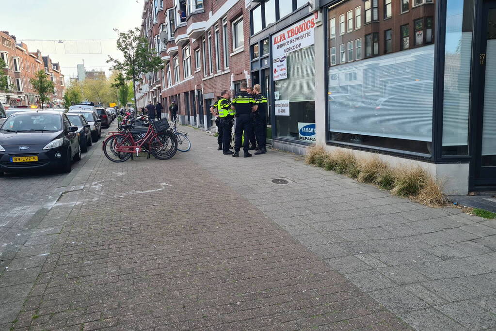 Politie doet onderzoek naar steekincident