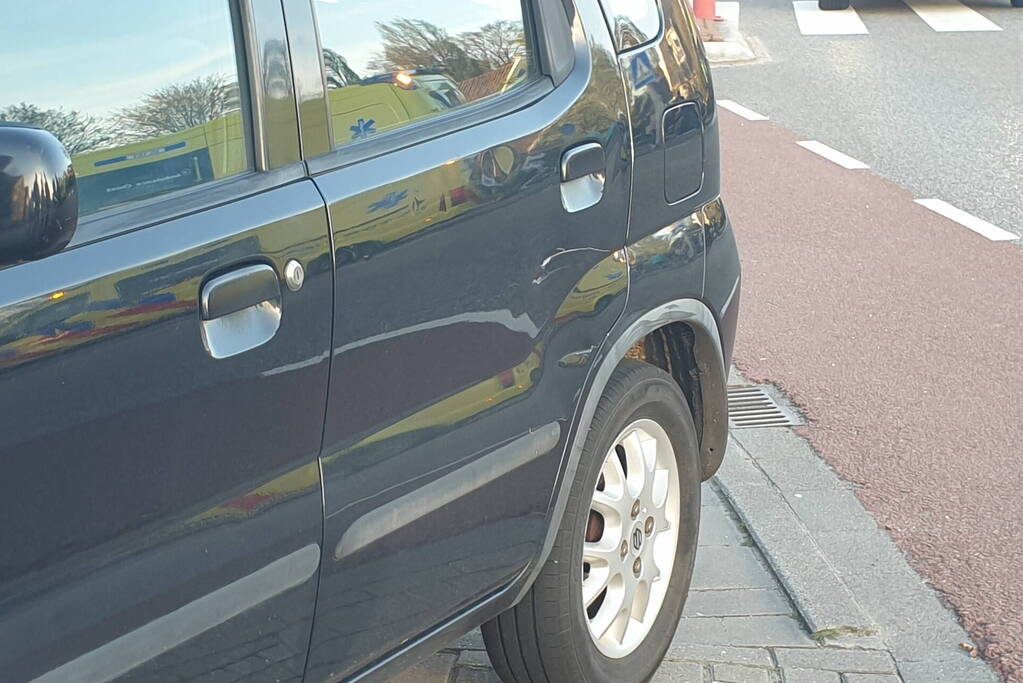 Persoon op scootmobiel aangereden door auto