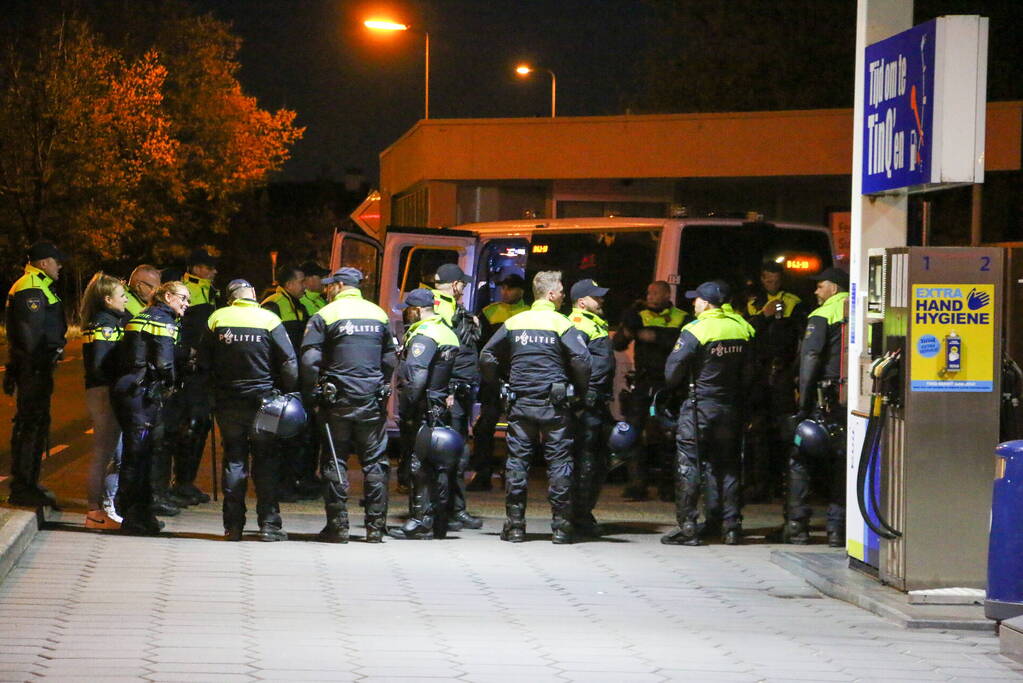 Grote politiemacht op de been voor risicowedstrijd