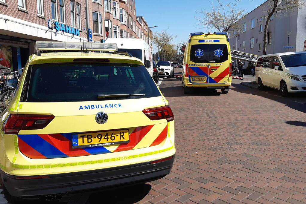 Brand in slaapkamer van portiekwoning