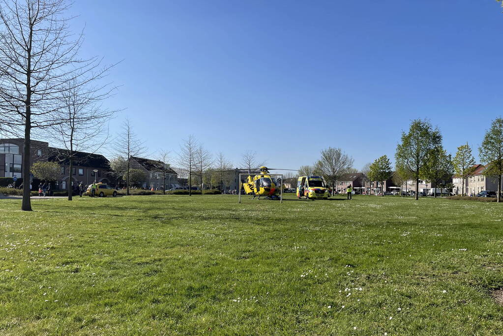 Veel bekijks bij inzet Duitse traumahelikopter