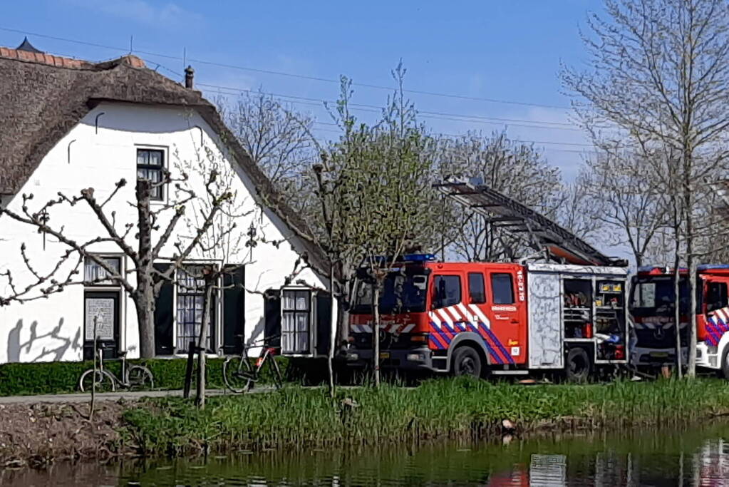 Brand in schoorsteen van vrijstaande woning