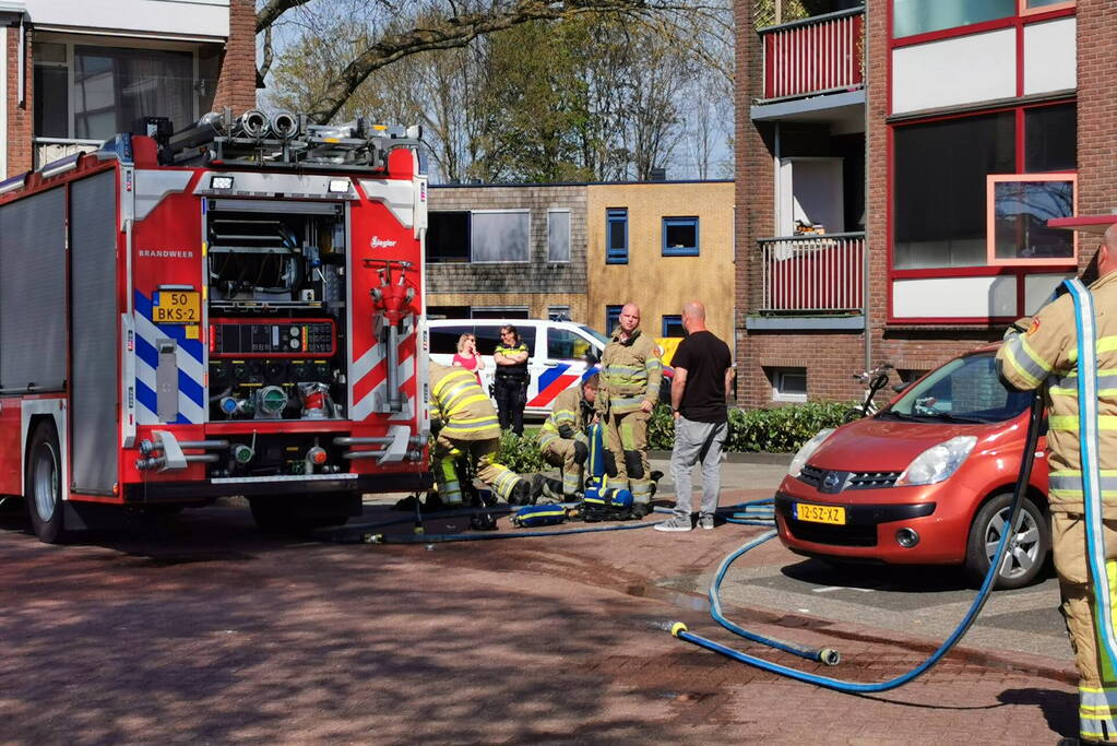 Brand op eerste verdieping van flatgebouw