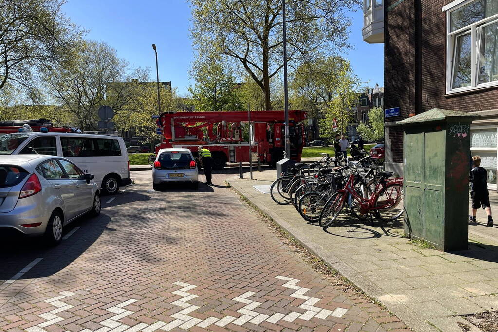 Brand op balkon snel onder controle