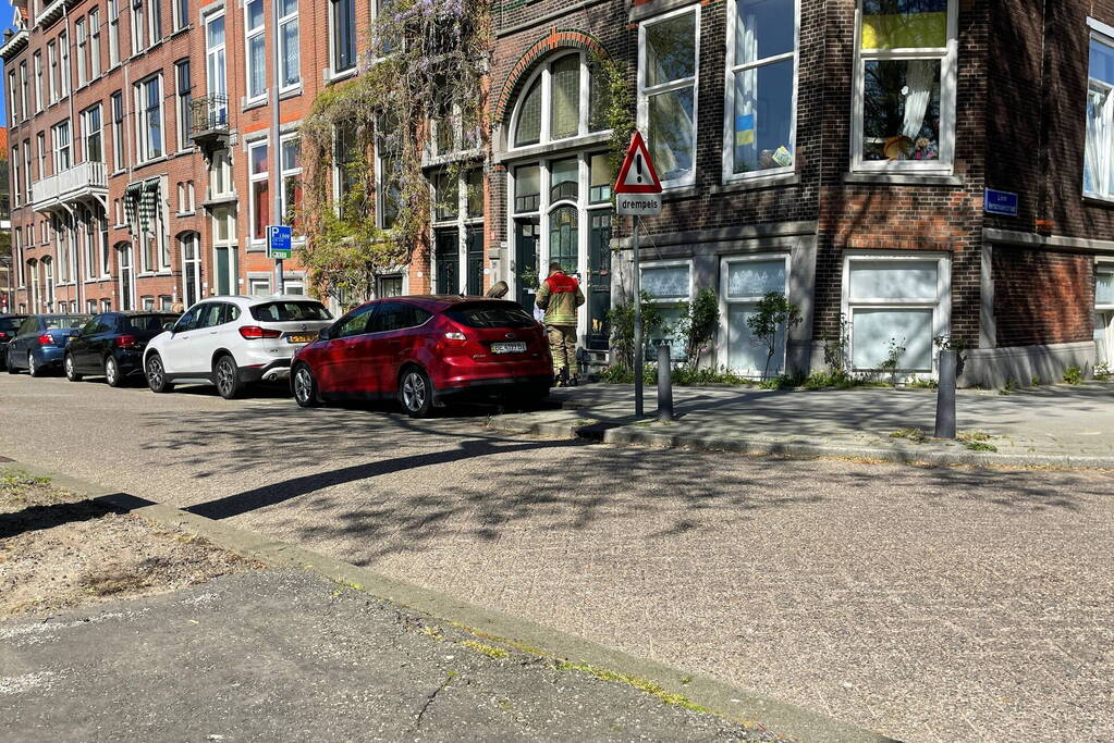 Brand op balkon snel onder controle