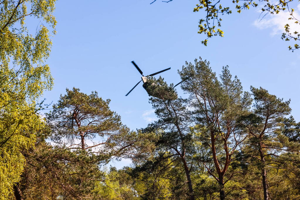 Veel bekijks voor laagvliegende Chinook
