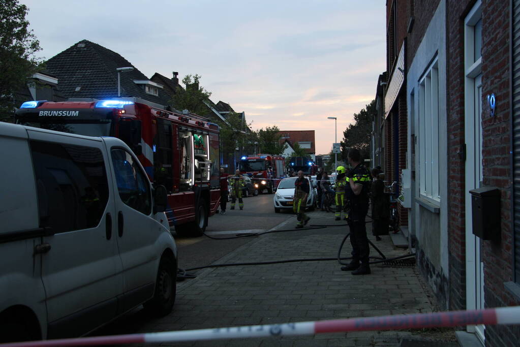 Brand aan achterzijde van woning
