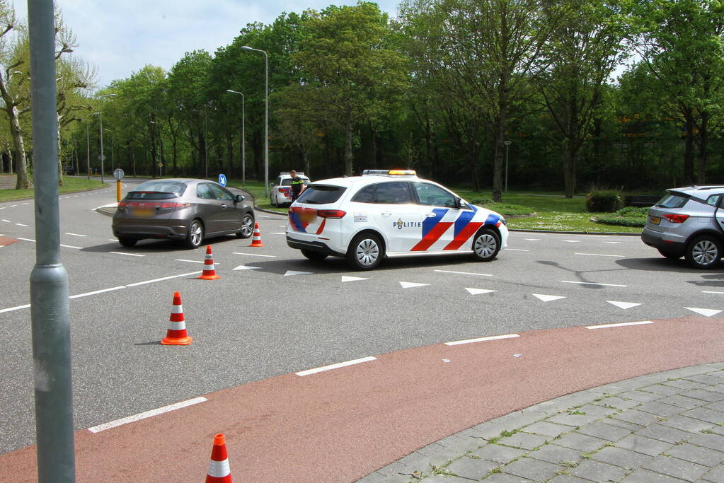 Wielrenner gewond bij aanrijding met auto
