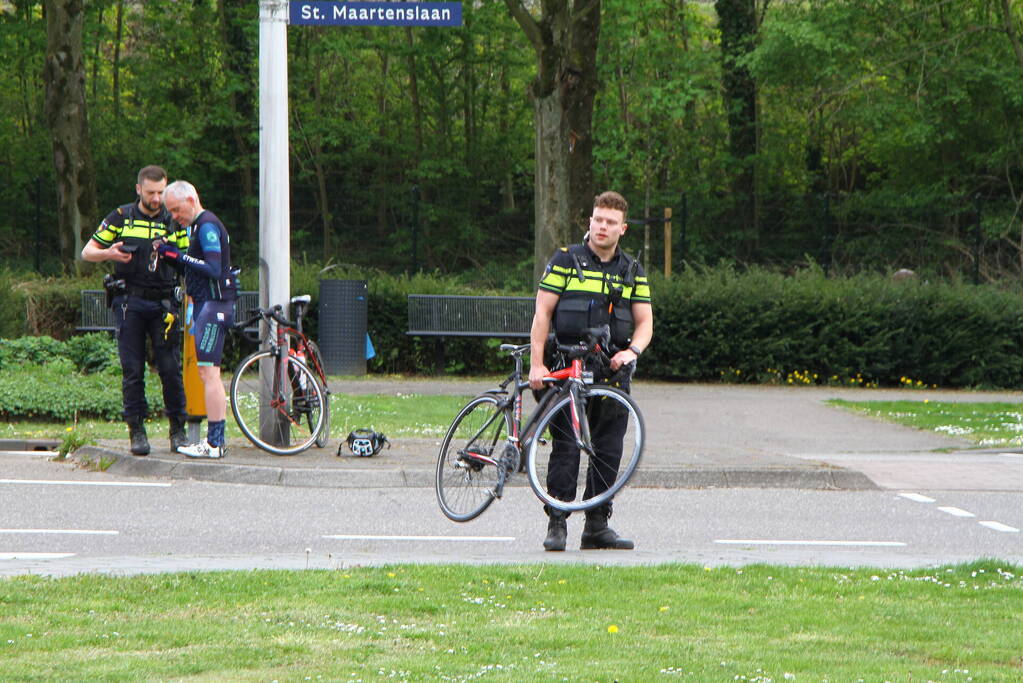 Wielrenner gewond bij aanrijding met auto