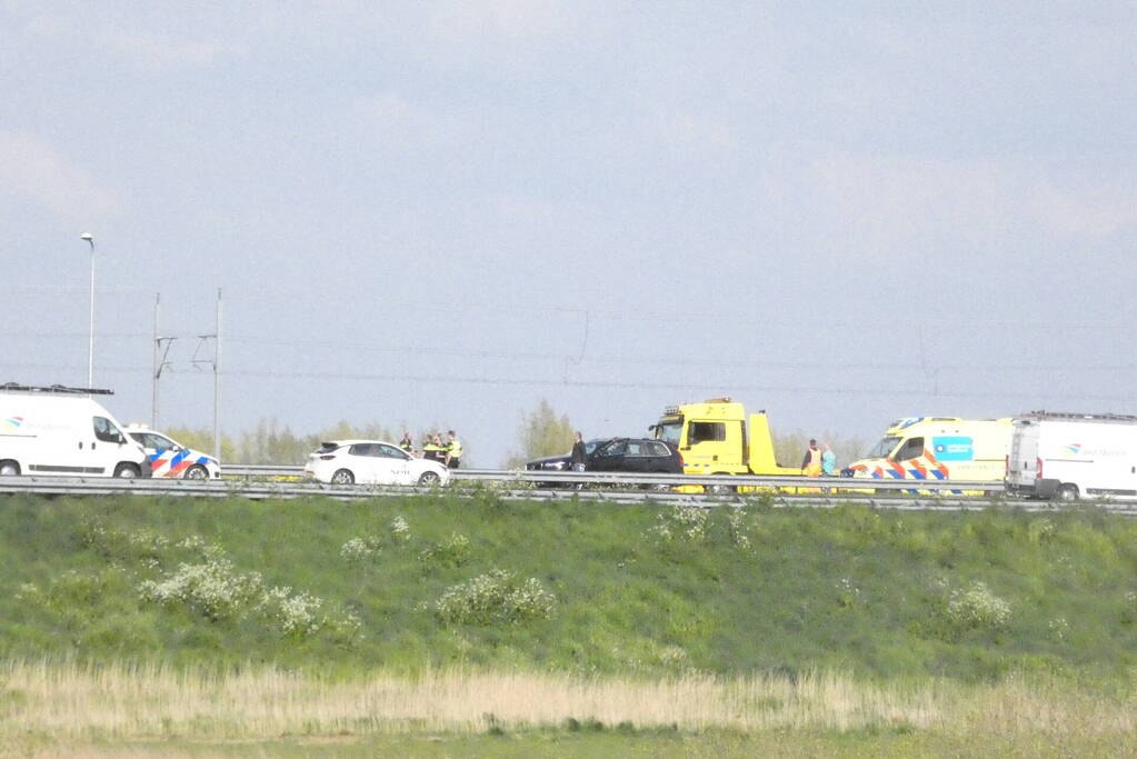 Auto belt via eCall hulpdiensten na ongeval