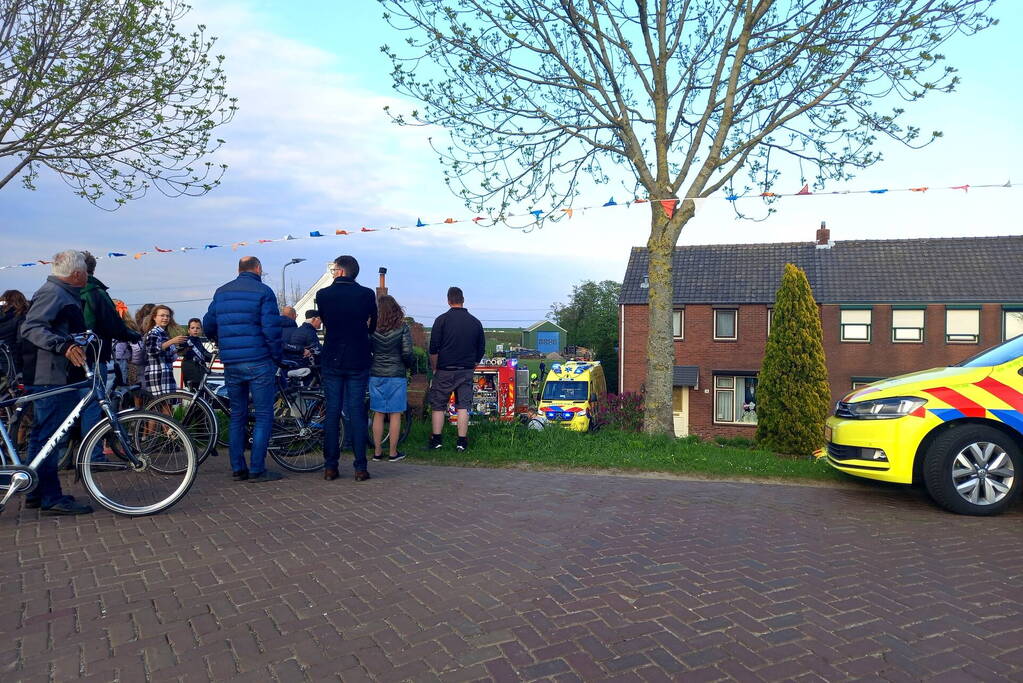 Persoon komt onder schranklader