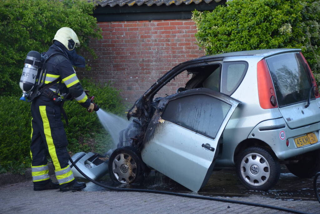 Brommobiel verwoest vanwege brand