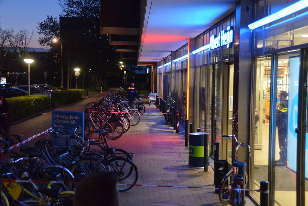 Steekpartij bij Albert Heijn supermarkt