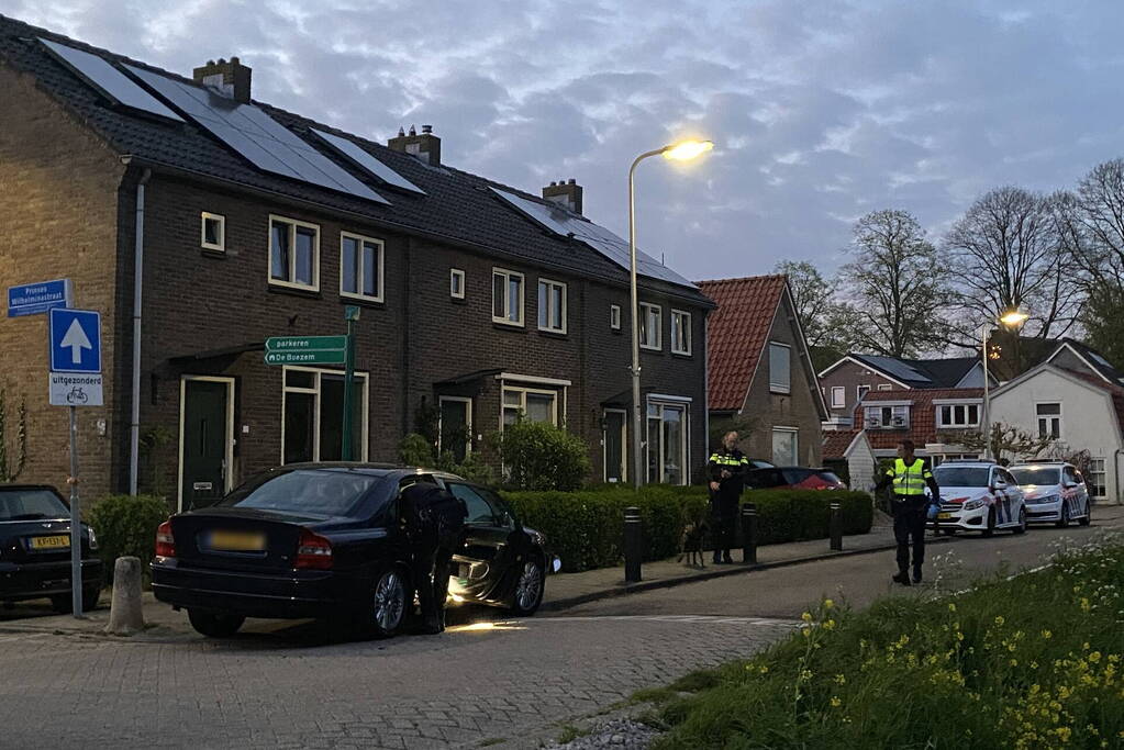 Automobilist crasht na achtervolging