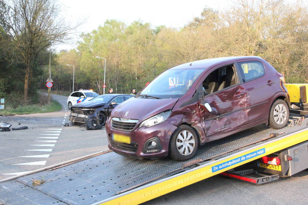 Flinke schade bij botsing op afrit