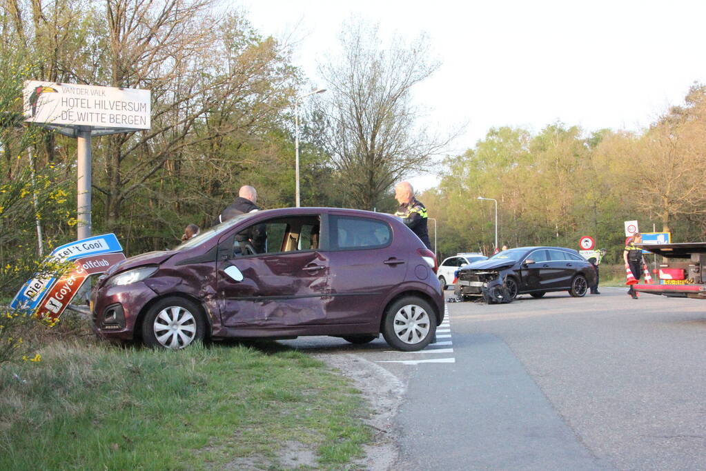 Flinke schade bij botsing op afrit