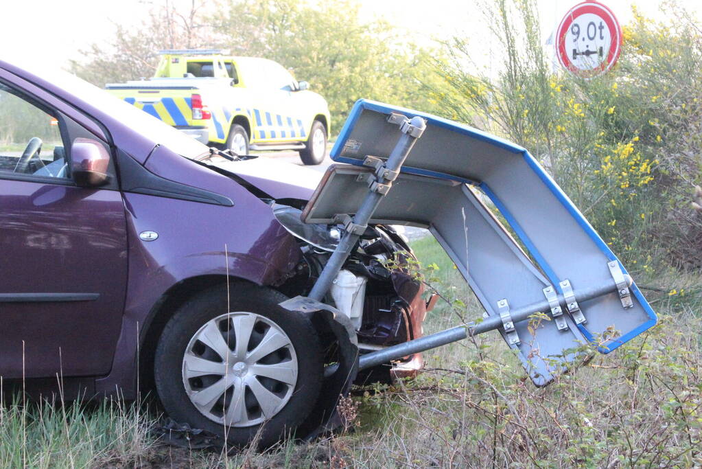 Flinke schade bij botsing op afrit