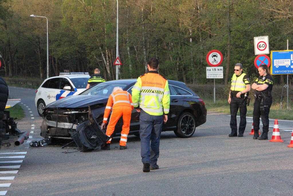Flinke schade bij botsing op afrit