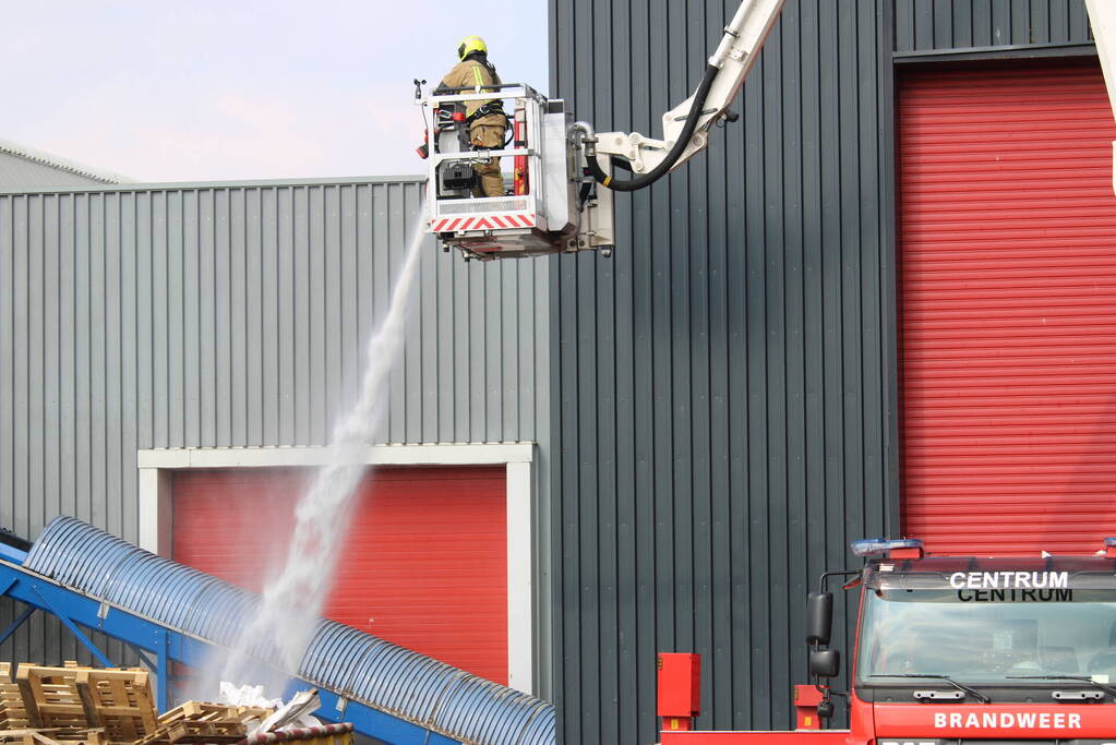 Broei in berg met potgrond