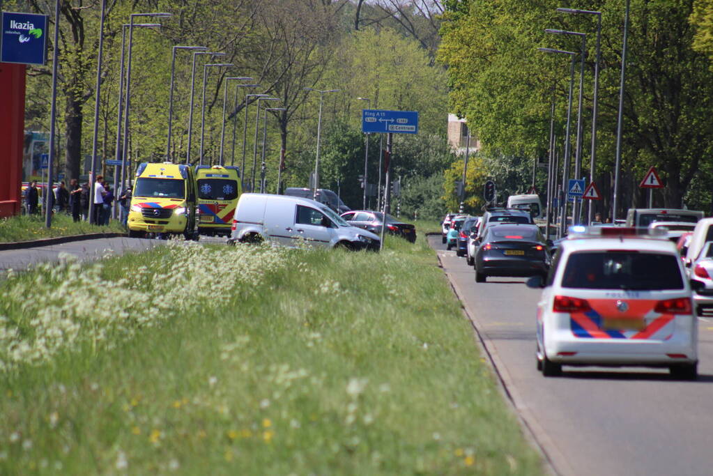 Fietser geschept en raakt ernstig gewond
