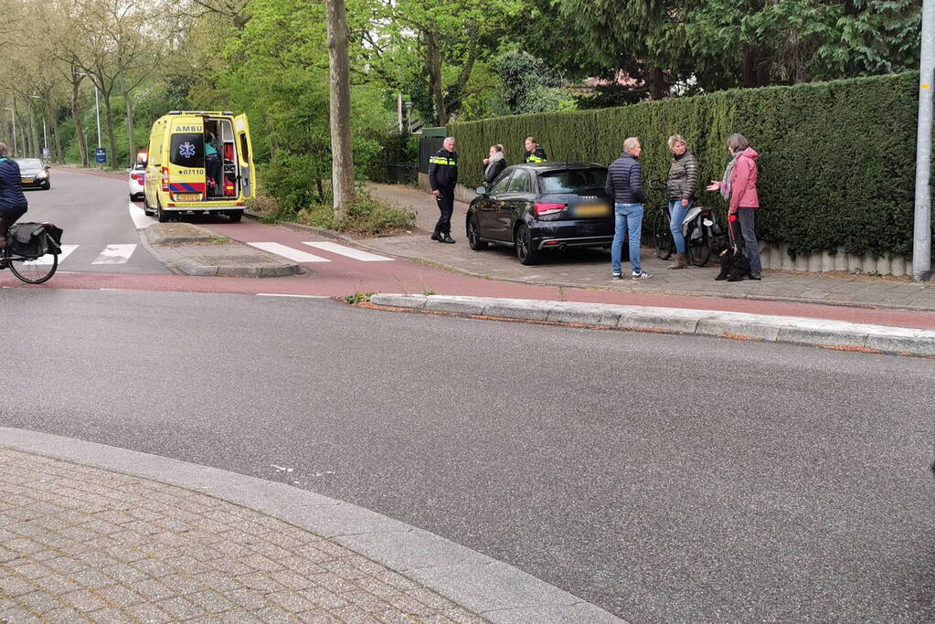 Fietser aangereden door personenauto