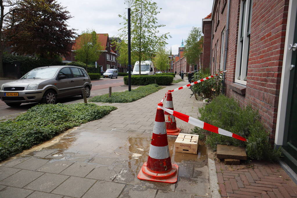 Waterleiding gesprongen in Strijp