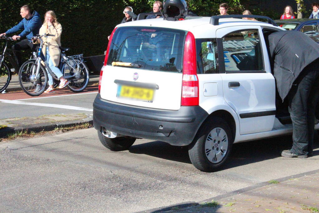 Scooterrijder gewond bij botsing met auto