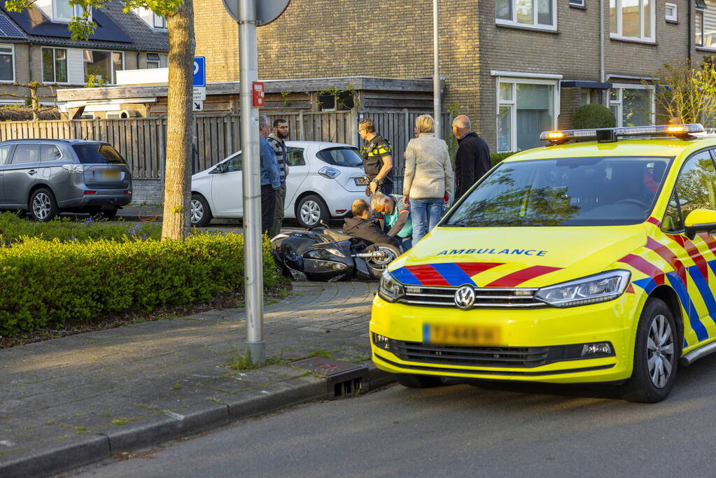 Automobilist slaat op de vlucht na aanrijding