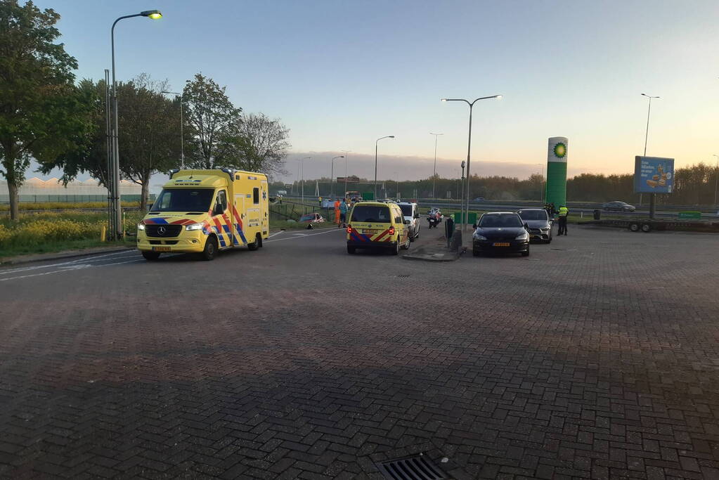Een gewonde bij ongeval bij tankstation