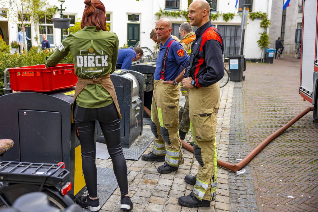 Brand in ondergrondse restafval container