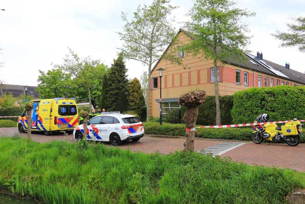 Scooterrijdster ernstig gewond na val