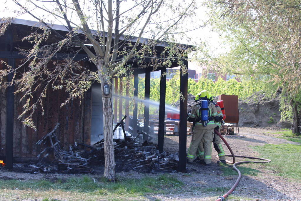 Brandweer ingezet bij schuurbrand