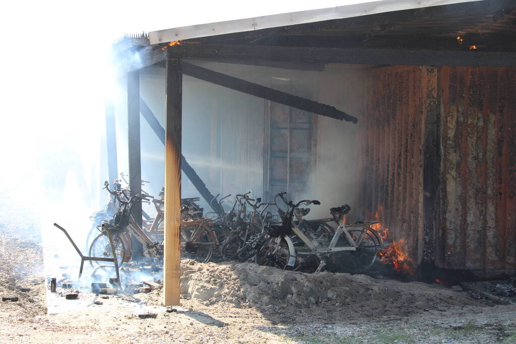 Brandweer ingezet bij schuurbrand