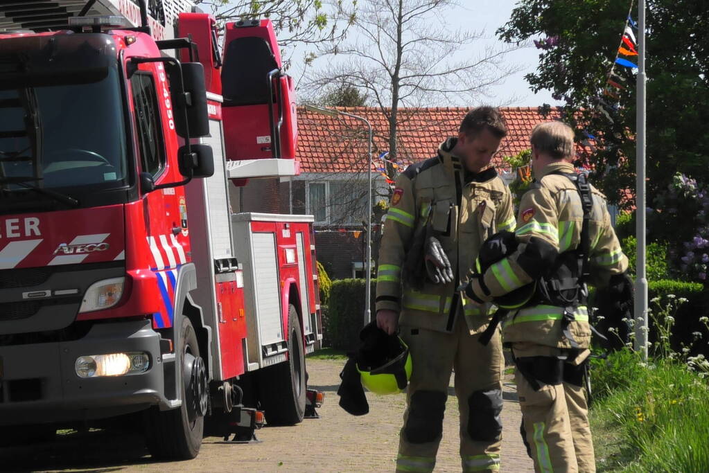 Kraai dagenlang vast in schoorsteen