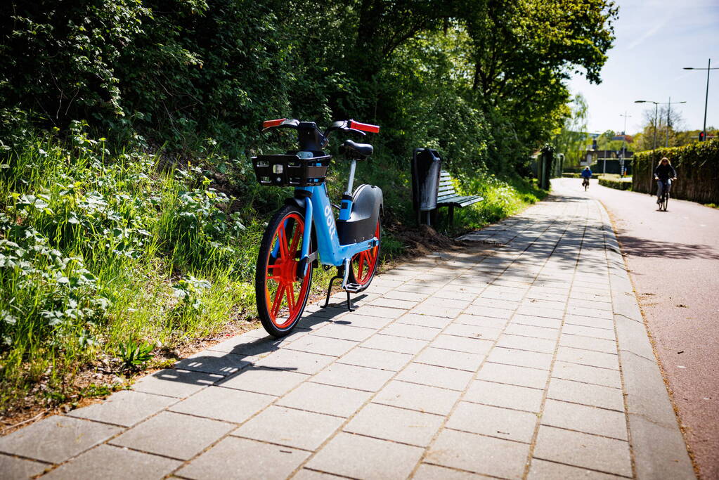 Elektrische deelfiets opnieuw in brand gestoken