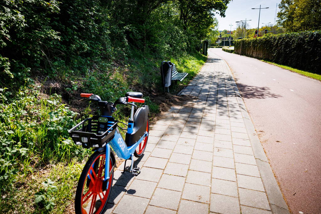 Elektrische deelfiets opnieuw in brand gestoken