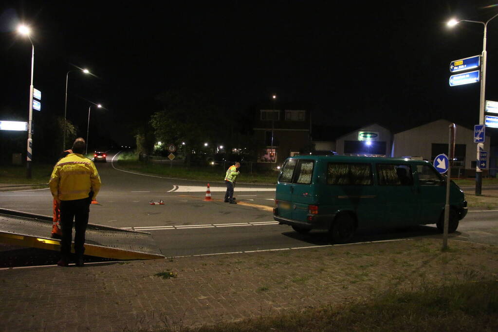 Flinke schade na aanrijding met politieauto