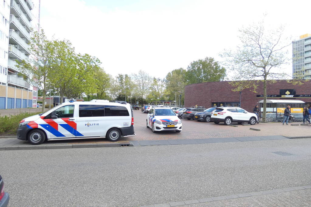 Gewonde en aanhouding na steekincident