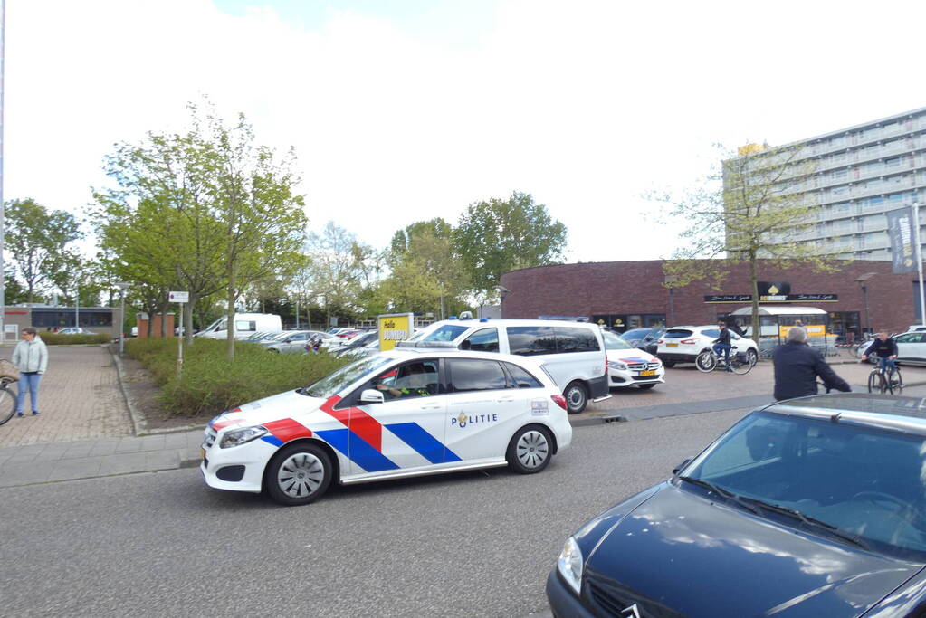 Gewonde en aanhouding na steekincident