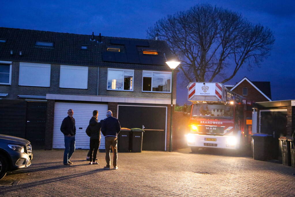 Schoorsteen geveegd na brand