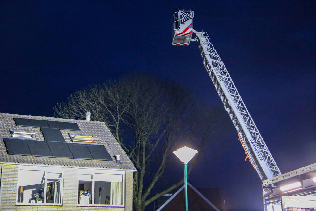 Schoorsteen geveegd na brand