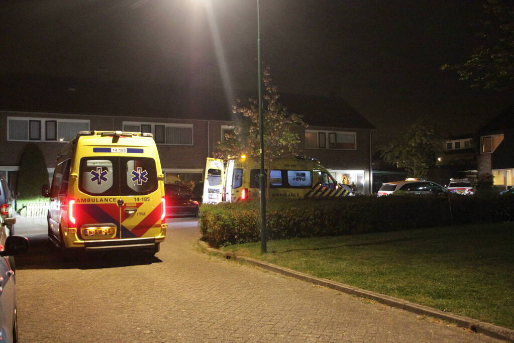 Traumahelikopter landt voor incident in woning