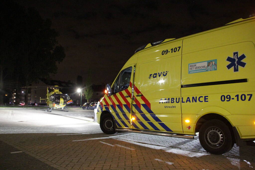Traumahelikopter landt voor incident in woning