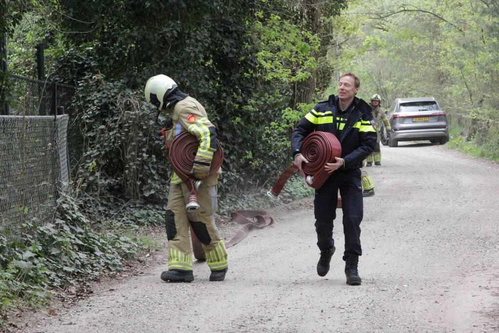 Veel rook bij brand in schuur