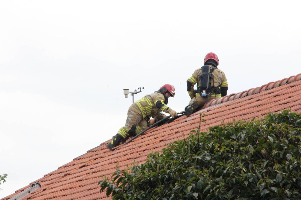 Veel rook bij brand in schuur