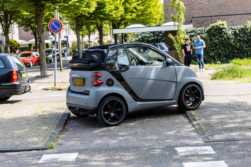 Fietser ernstig gewond bij aanrijding met auto